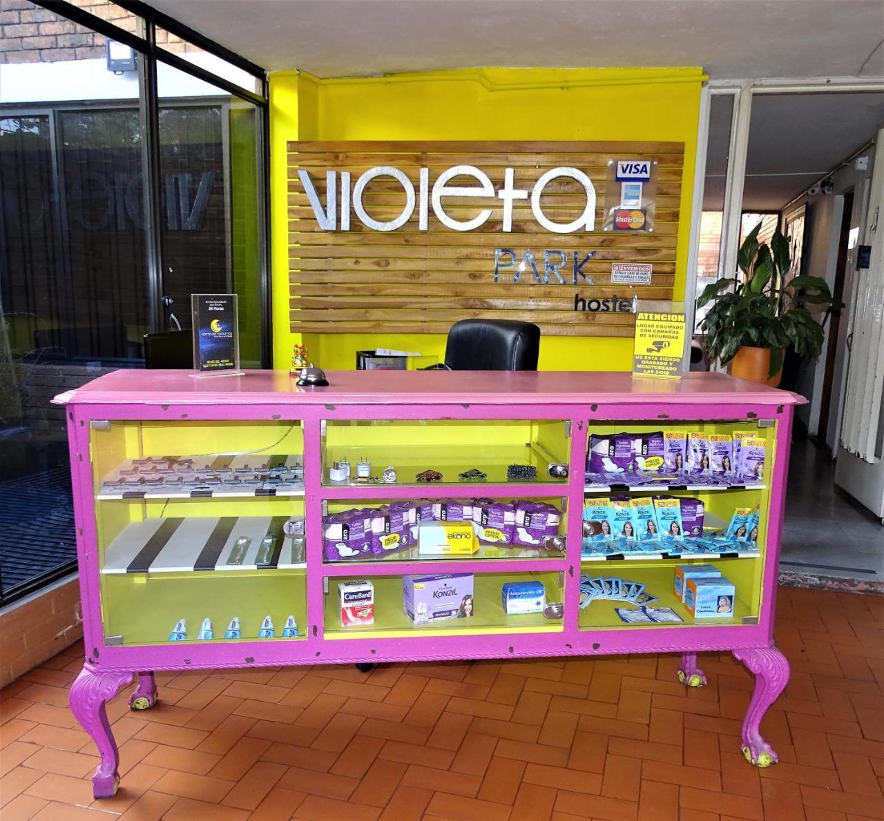 Violeta Park Hostel Bogota Ngoại thất bức ảnh